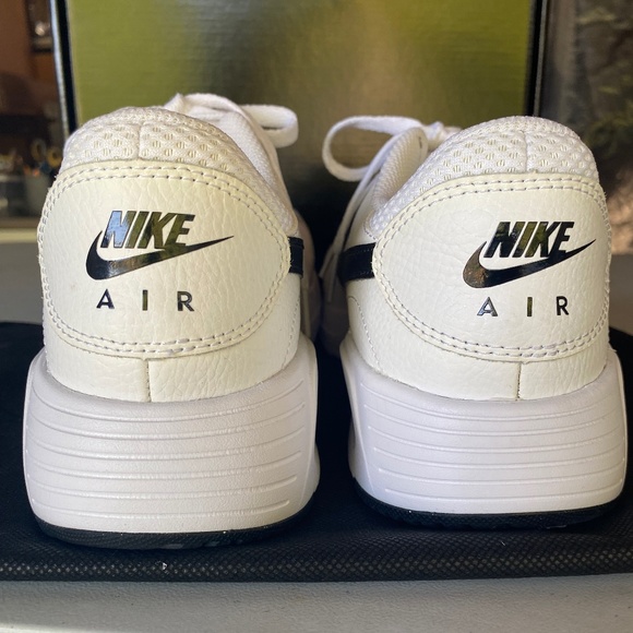 Nike Air sneaker. Brand new men’s 10 - Picture 5 of 6